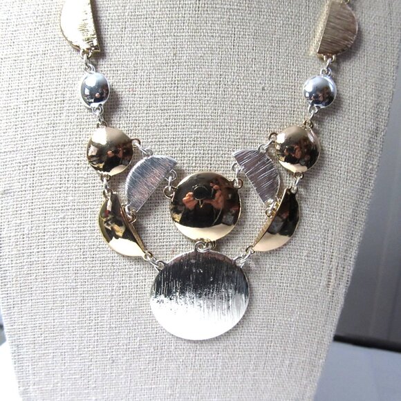 Avon Gold & Silver Tone Drop Link Necklace - Picture 1 of 6